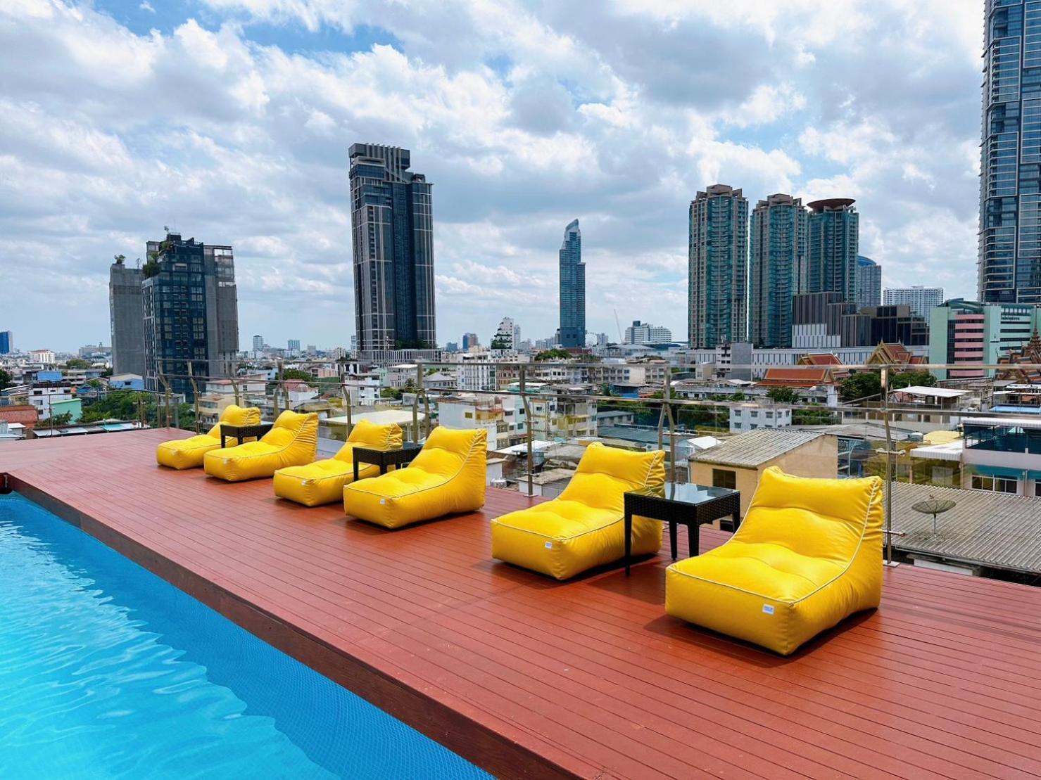 Miloft Sathorn Hotel - Sha Plus Certified Bangkok Exterior photo Rooftop pool at the hotel